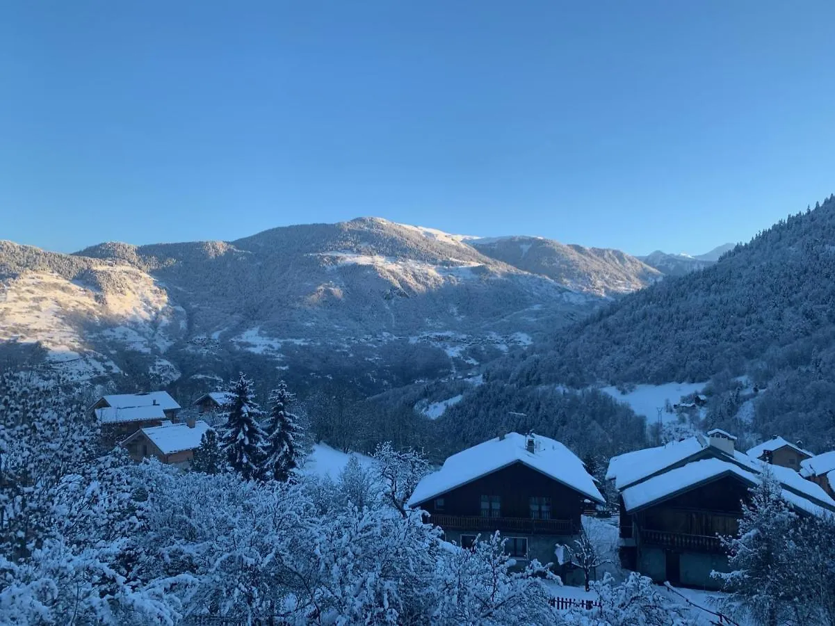 Apartment Charming Chalet, 3 Rooms, 6 To 8 Persons, Meribel, Les Allues
