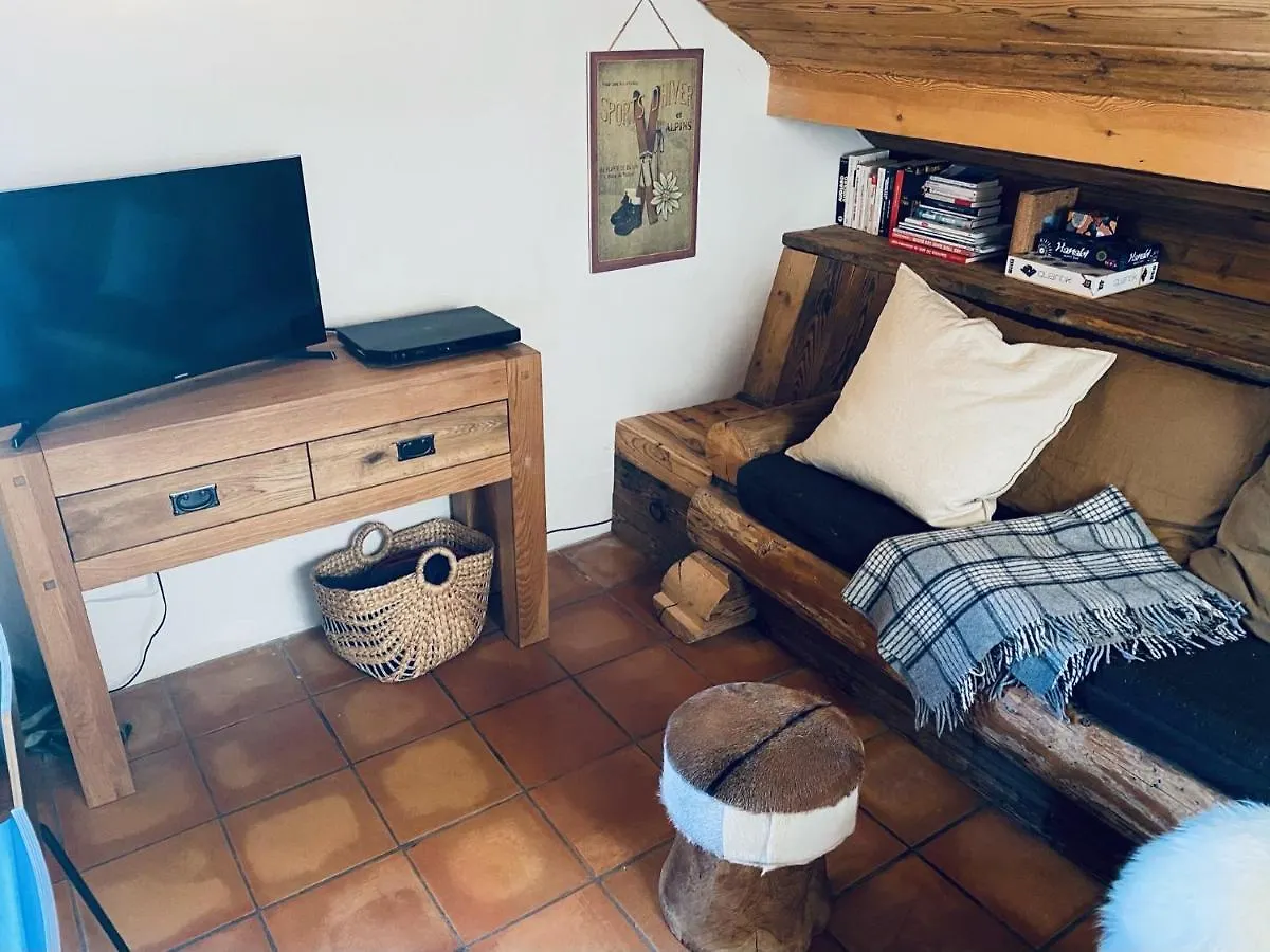 Charming Chalet, 3 Rooms, 6 To 8 Persons, Meribel, Les Allues
